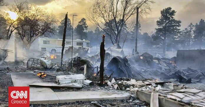 Πύρινη-κόλαση-στην-Αριζόνα-ξεσπιτώνει-χιλιάδες-κατοίκους.jpg