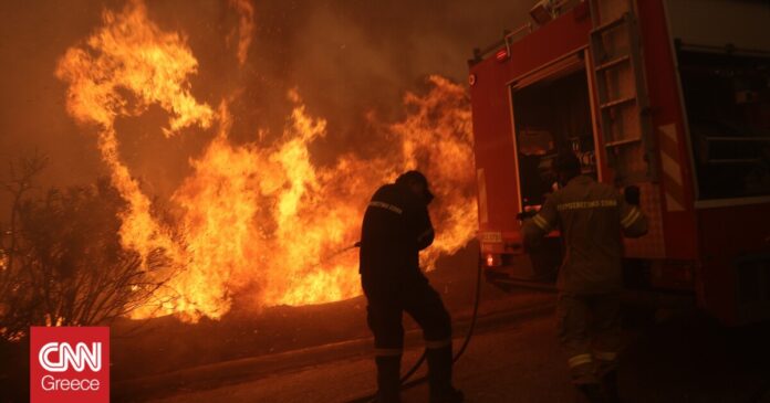 Φωτια-Πεντέλη-Πυροσβεστική-Γιγαντιαία-επιχείρηση-με-350-πυροσβέστες.jpg