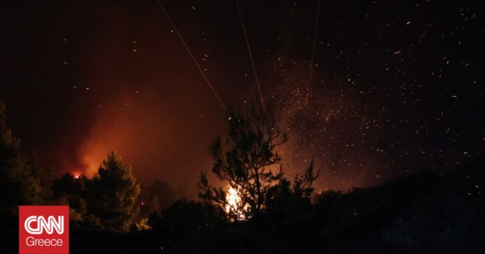 Δύσκολη-νύχτα-στη-Θάσο-Οριοθετήθηκε-η-φωτιά-στο-Βιάννο.jpg