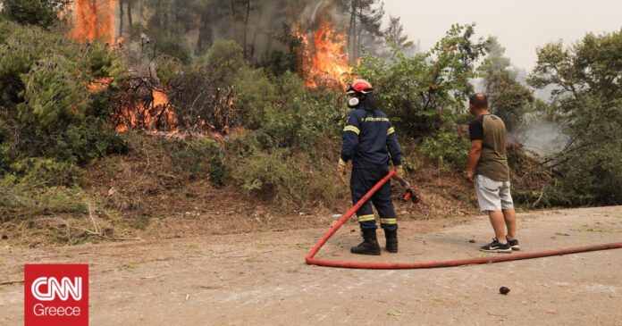 Φωτιά-στους-Ραπταίους-της-Εύβοιας.jpg
