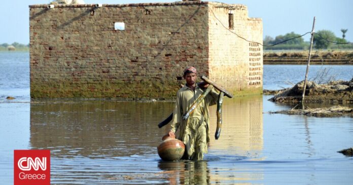 1663766126_Υγειονομική-κρίση-στο-Πακιστάν-μετά-τις-πλημμύρες-λόγω-μολυσμένου-νερού.jpg
