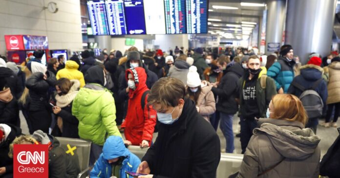 Ρωσία-Ξεπουλάνε-τα-αεροπορικά-εισιτήρια-χωρίς-επιστροφή-μετά-τη-μερική.jpg