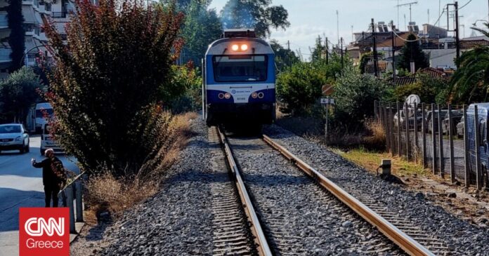 1665046636_Τραγωδία-στα-Τρίκαλα-Τρένο-παρέσυρε-και-διαμέλισε-άνδρα-που-περνούσε.jpg