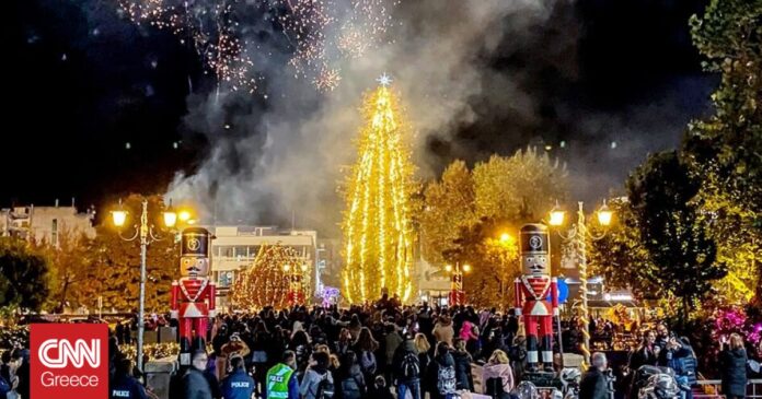 1669569672_Χριστούγεννα-Στα-Τρίκαλα-το-μεγαλύτερο-γιορτινό-έλατο-της-Ελλάδας.jpg