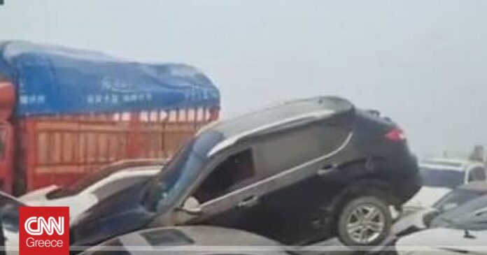 Απίστευτη-καραμπόλα-200-οχημάτων-στην-Κίνα-Ένας-νεκρός-και-ζημιές.jpg