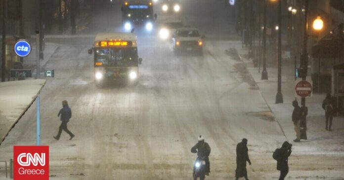 ΗΠΑ-Επικίνδυνη-χιονοθύελλα-πλήττει-τη-χώρα-ενώ-εκατομμύρια-πολίτες-ταξιδεύουν.jpg