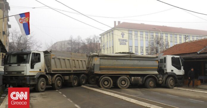 Κόσοβο-Σερβία-Στο-κόκκινο-η-ένταση-Οδοφράγματα-στα-σύνορα.jpg