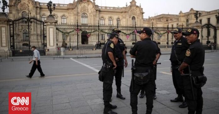 Πολιτική-κρίση-στο-Περού-Έξι-συλλήψεις-ανάμεσά-τους-και-τρεις.jpg