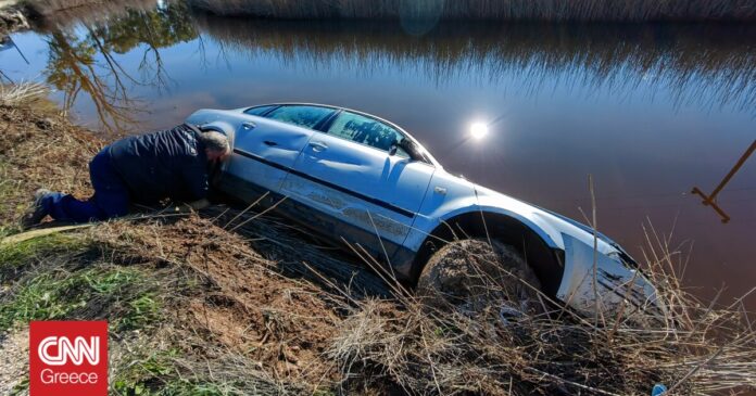 1674917747_Αργολίδα-Εντοπίστηκε-αυτοκίνητο-μέσα-στο-ποτάμι-του-Ερασίνου.jpg