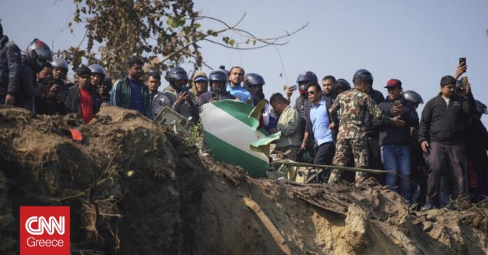 Συντριβή-αεροσκάφους-στο-Νεπάλ-Οι-πρώτες-εικόνες-από-το-σημείο.jpg
