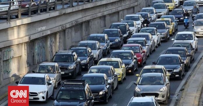 1675408907_Κίνηση-τώρα-Μποτιλιάρισμα-στους-δρόμους-της-Αττικής-Πού-υπάρχουν.jpg