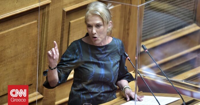 Καυγάς-Πιπιλή-Αναγνωστοπούλου-στη-Βουλή-για-την-ένταση-της.jpg