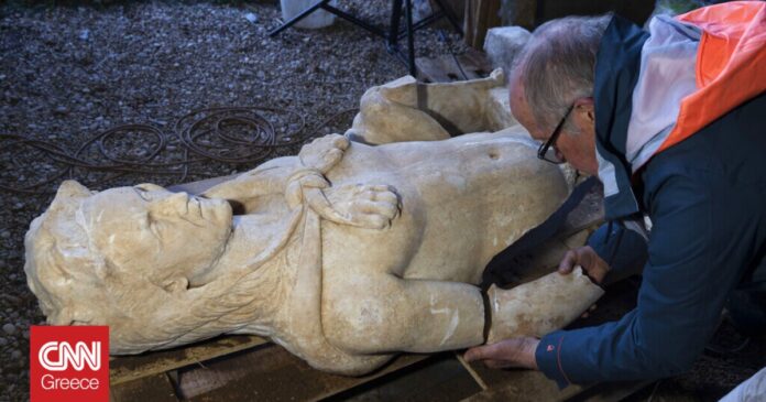 Ρώμη-Βρέθηκε-άγαλμα-Ρωμαίου-αυτοκράτορα-με-τη-μορφή-του-Ηρακλή.jpg