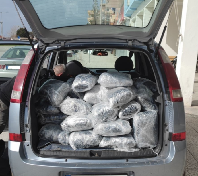 1678742415_Ηγουμενίτσα-Συνελήφθη-οδηγός-αυτοκινήτου-που-μετέφερε-67-κιλά-κάνναβης-φωτο.png