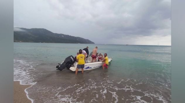 Άρχισε-η-επέλαση-της-κακοκαιρίας-Petar-–-Απεγκλωβίστηκαν-10-τουρίστες.jpg