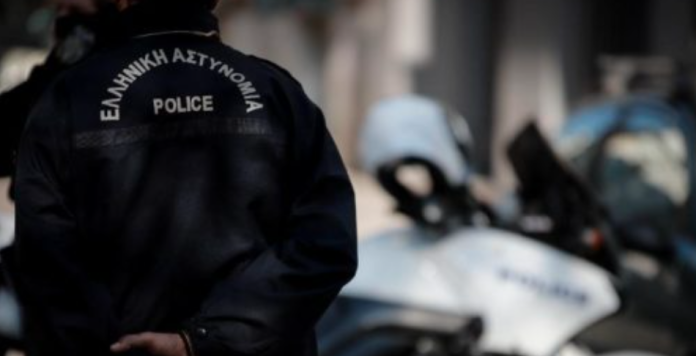 Θεσσαλονίκη-Ρωτούσαν-τι-ομάδα-είσαι-με-σιδηρολοστούς-στα-χέρια-–.png