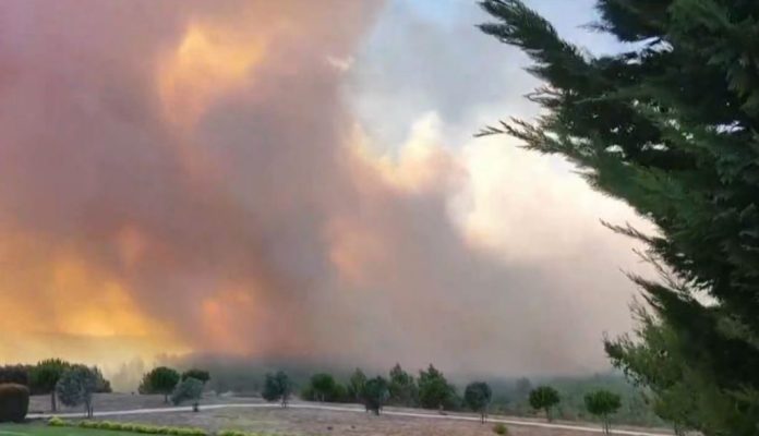 Πορτογαλία-Μεγάλη-πυρκαγιά-ξέσπασε-στο-Καστέλο-Μπράνκο.jpg