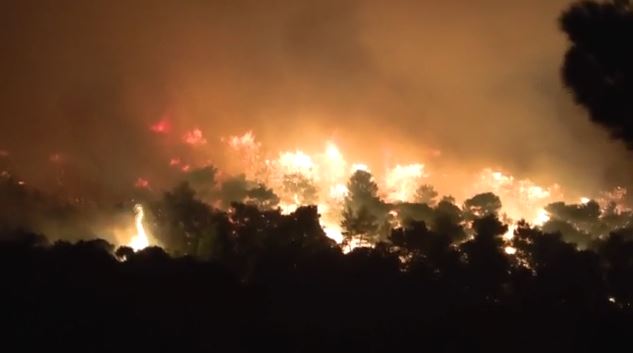 Πρώτο-θέμα-στα-διεθνή-μέσα-ο-πύρινος-εφιάλτης-στην-Ελλάδα.jpg