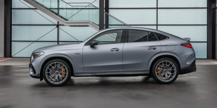 Η-νέα-Mercedes-AMG-GLC-Coupe-των-2000-κυβικών-είναι-πανίσχυρη.jpg