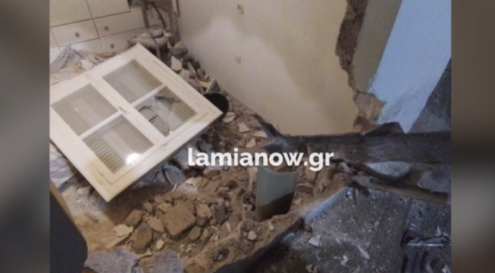 Λαμία-ΙΧ-προσέκρουσε-σε-τοίχο-σπιτιού-–-Δύο-τραυματίες.png
