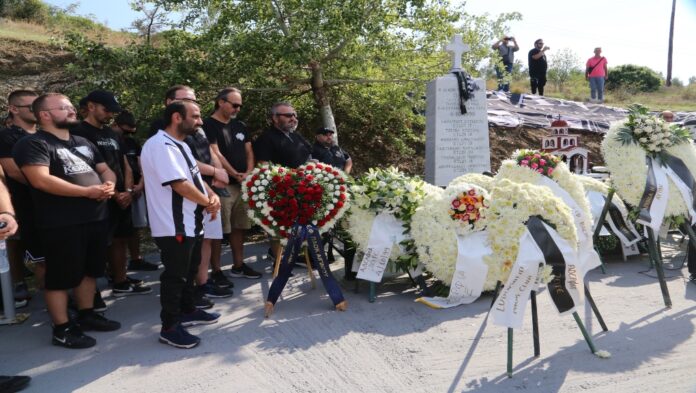 Μνημόσυνο-για-τους-αδικοχαμένους-οπαδούς-του-ΠΑΟΚ-ΦΩΤΟρεπορταζ.jpg