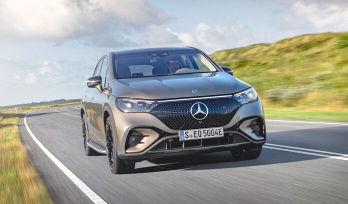 Mercedes-EQE-SUV-Πολυτάλαντη-πολυτέλεια.jpg
