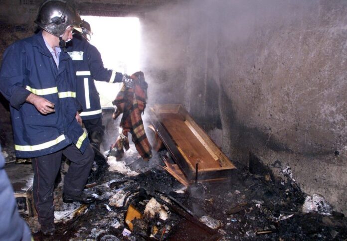 Θεσσαλονίκη-20χρονη-έβαλε-φωτιά-στο-σπίτι-φίλης-της-από-ερωτική.jpg
