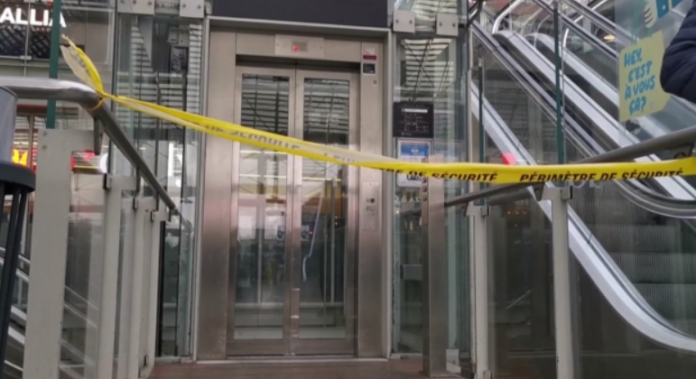 Παρίσι-Επίθεση-με-μαχαίρι-σε-σιδηροδρομικό-σταθμό-–-Τρεις-τραυματίες.png