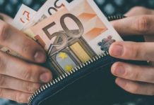 Ποιοι εργαζόμενοι θα δουν αυξήσεις στον μισθό τους στο τέλος του μήνα – Παραδείγματα