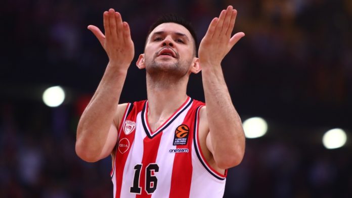 Kostas-Papanikolaou.jpg