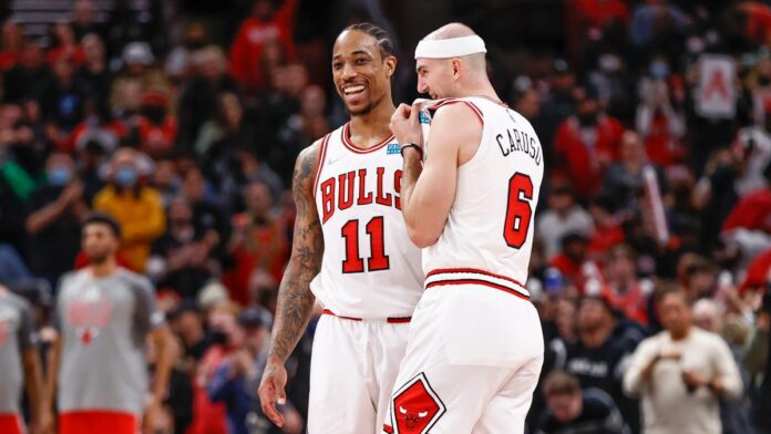 derozan-carusso.jpg
