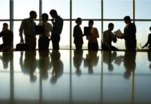 Έρευνα της ICAP CRIF: Αύξηση της μέσης ετήσιας απασχόλησης το 2025 – Τι δείχνουν τα στοιχεία