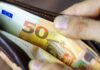 Κατώτατος μισθός στα 1.000 ευρώ έως τον Ιανουάριο του 2028