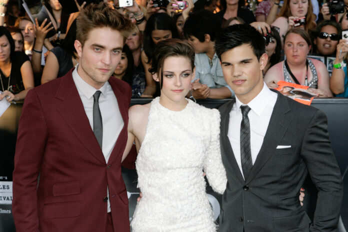 kristen-stewart-robert-pattinson-taylor-lautner.jpg