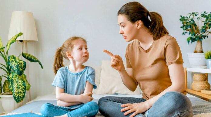 3 λόγοι για τους οποίους η τιμωρία δεν συμβάλλει στη βελτίωση της «κακής» συμπεριφοράς των παιδιών