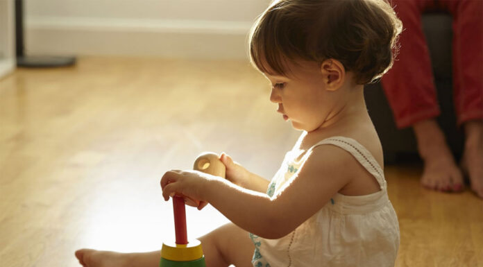 12 δραστηριότητες που ενισχύουν τη νοητική ανάπτυξη του μωρού σας