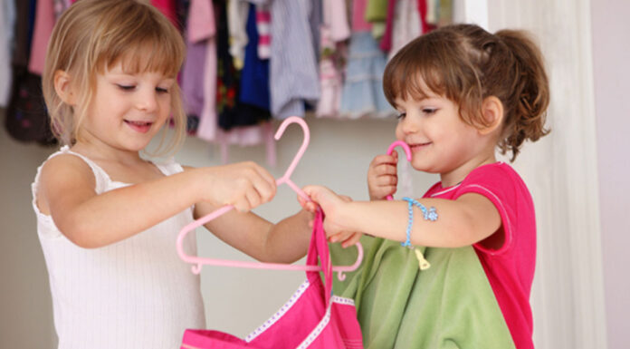 Υπερκατανάλωση: Πως να μη γίνει «θύμα» της μόδας το παιδί σας