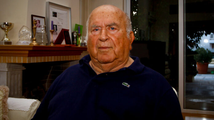 kostas-dimou.jpg