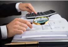 ΑΑΔΕ: Μπαράζ ελέγχων για φοροδιαφυγή – Πού θα εστιάσουν οι ελεγκτές