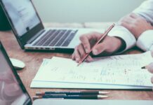 Επιχειρήσεις: Υποχρεωτικά ηλεκτρονικά τα τιμολόγια από τις 2 Φεβρουαρίου – Ο τρόπος εφαρμογής και τα κίνητρα