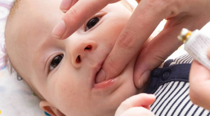 5 μέθοδοι για να ανακουφίσεις το μωράκι σου από τον πόνο των δοντιών