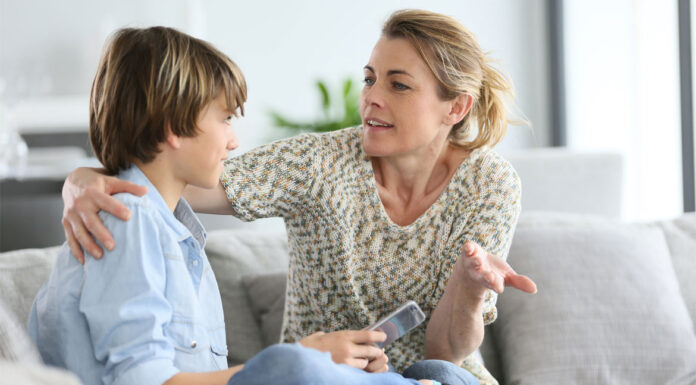 6 τρόποι για να βοηθήσεις το παιδί σου να διαχειρίζεται τα συναισθήματά του