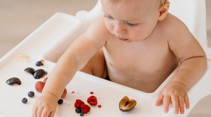 4 πράγματα που πρέπει να γνωρίζεις πριν ξεκινήσεις το BLW με το μωρό σου