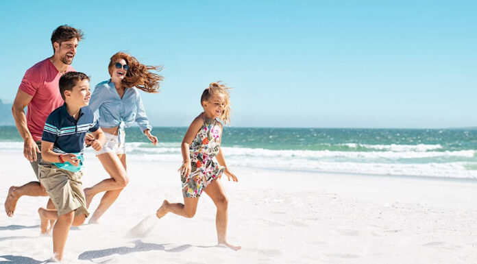 3 λάθη που κάνουν οι γονείς και αποδυναμώνουν τη σύνδεση με τα παιδιά τους, ιδιαίτερα κατά τη διάρκεια του καλοκαιριού