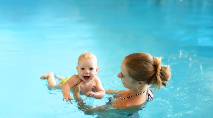 Παιχνίδι στο νερό με το παιδί – Τι να προσέξετε