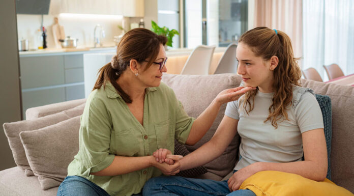 3 τρόποι για να σέβεται το παιδί τους κανόνες στην προεφηβεία