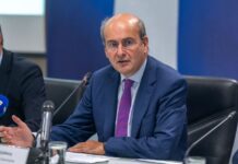 Χατζηδάκης για τον πόλεμο: Παρούσα αν χρειαστεί η κυβέρνηση για τη στήριξη των ευάλωτων – Θετικά τα στοιχεία για τον τουρισμό μέχρι τώρα