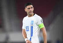 «Η Μπούρσασπορ εξετάζει τον Τάσο Μπακασέτα» γράφουν στην Τουρκία