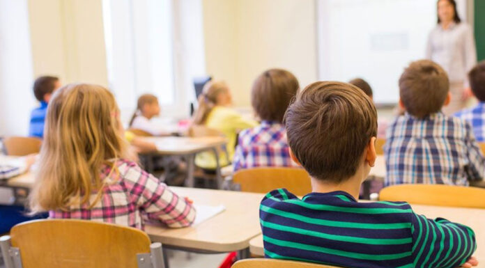 Παιδί: Ο σημαντικός ρόλος του σχολείου στην ανάπτυξη της προσωπικότητάς του
