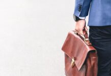 Τα 5 μυστικά της εξαρτημένης εργασίας με φυσική παρουσία ή εξ αποστάσεως